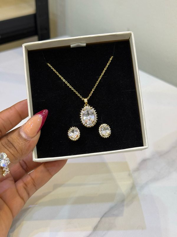 Nina Necklace