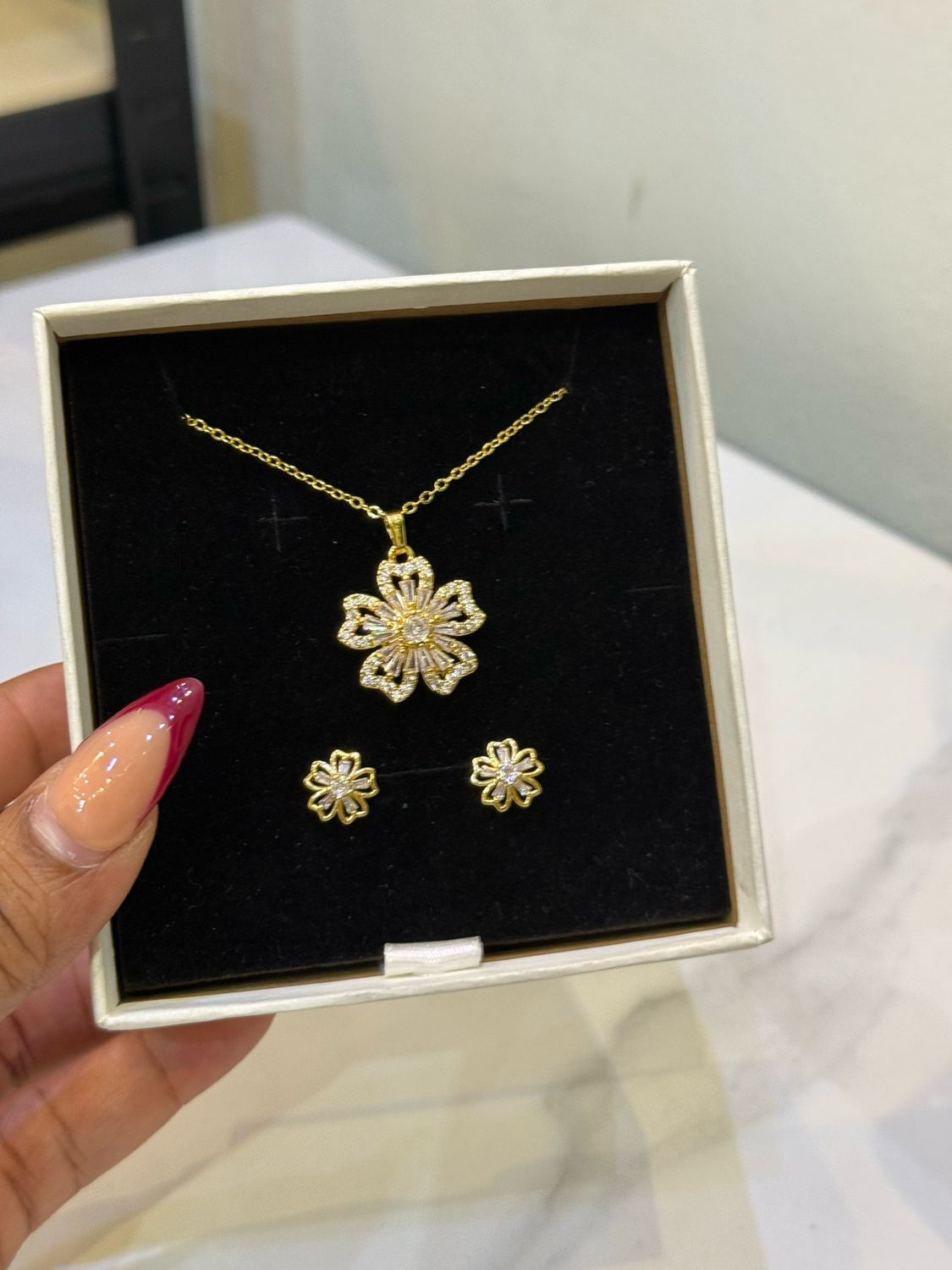 Nina Necklace
