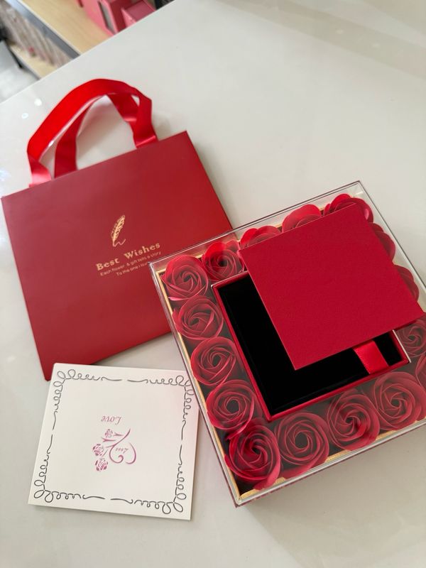 Glass Rose Box