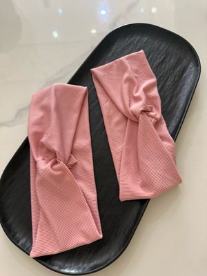 S Hairband