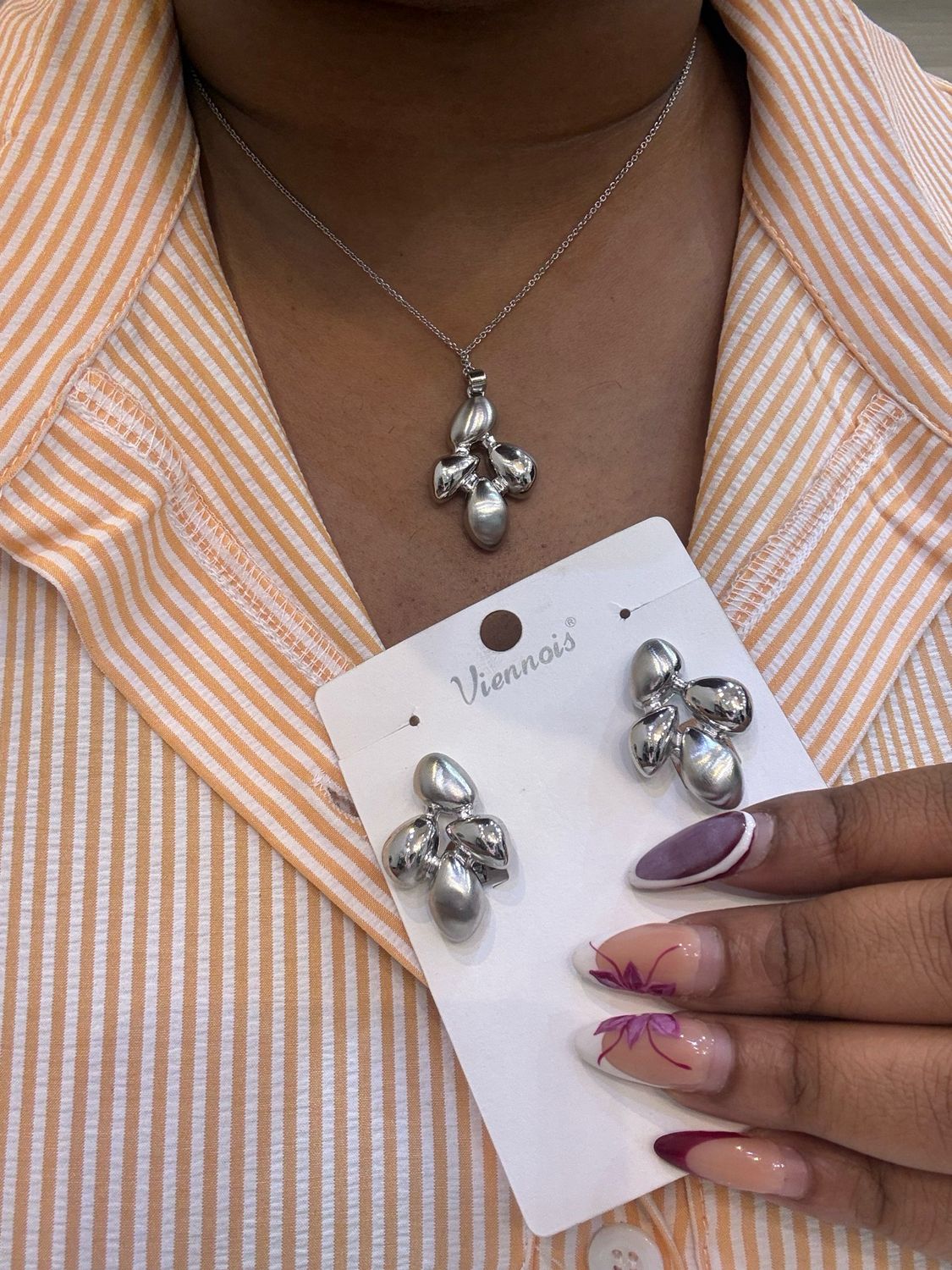 Nora Necklace