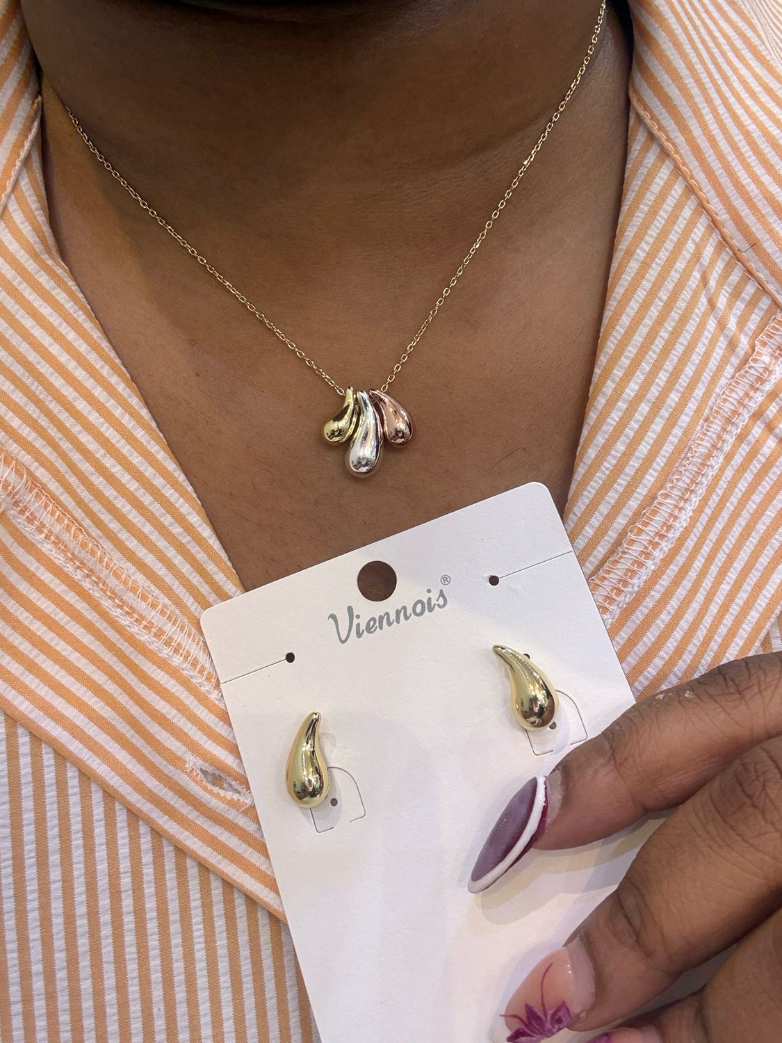 Nora Necklace