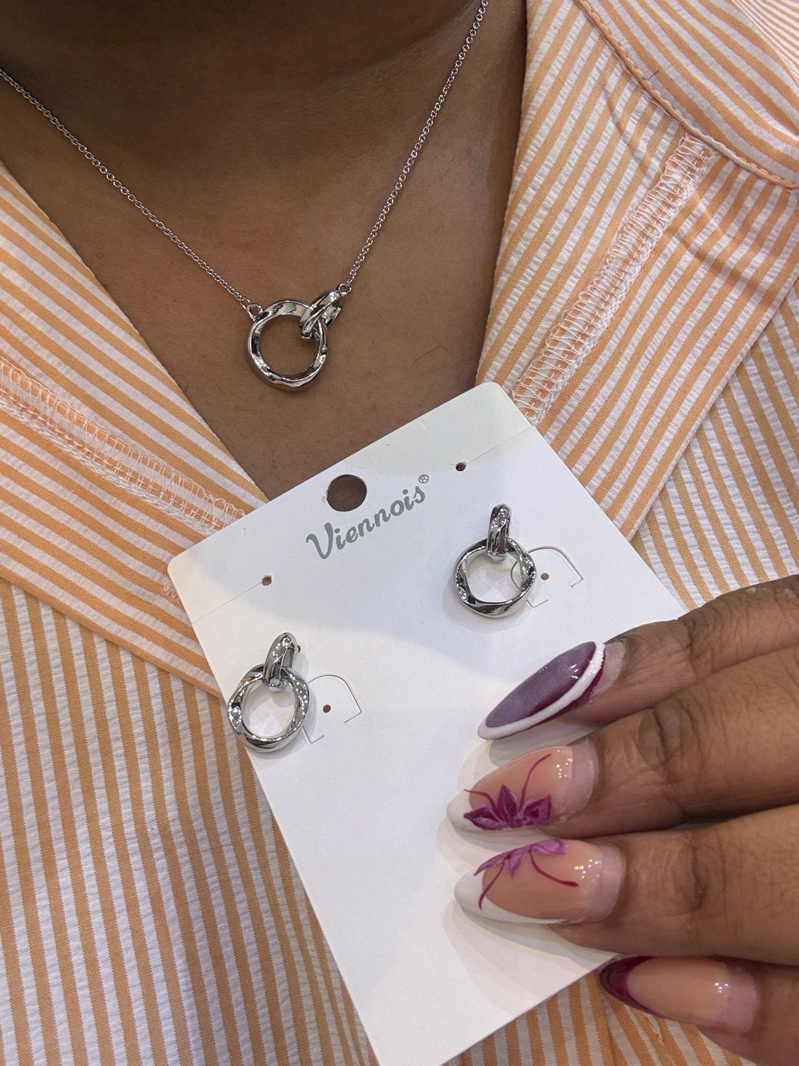 Nora Necklace
