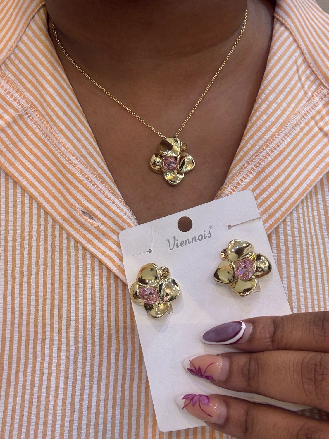 Nora Necklace