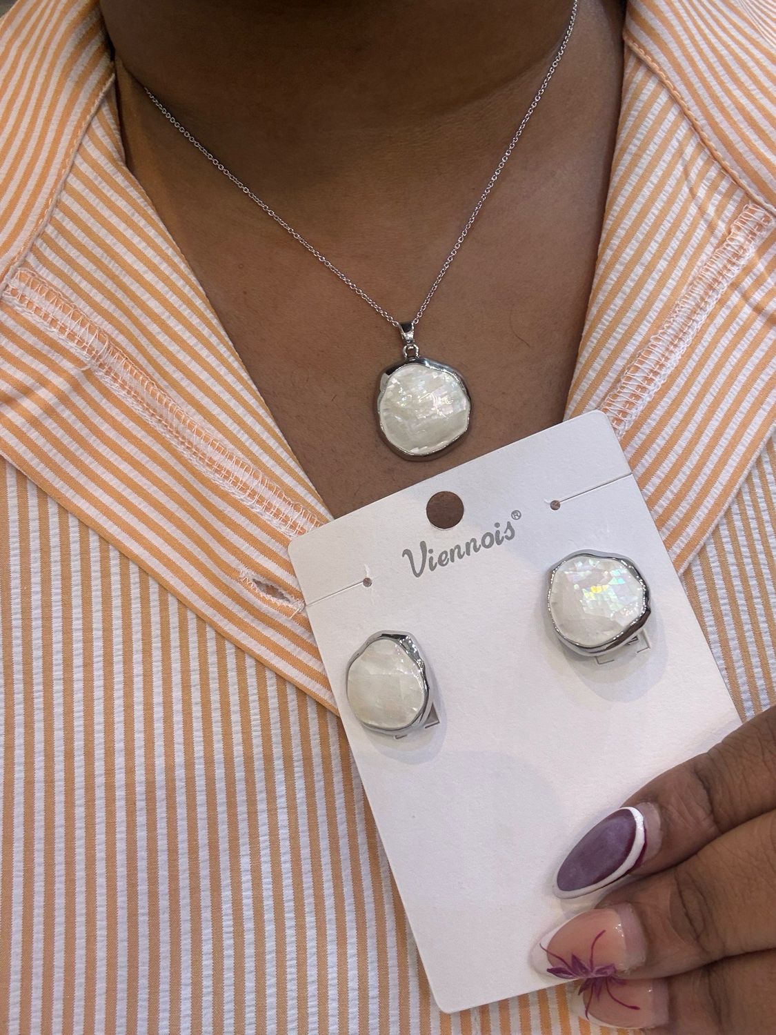 Nora Necklace