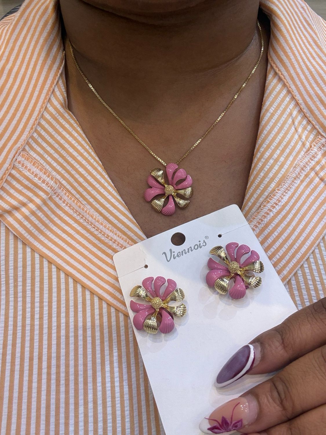 Nora Necklace