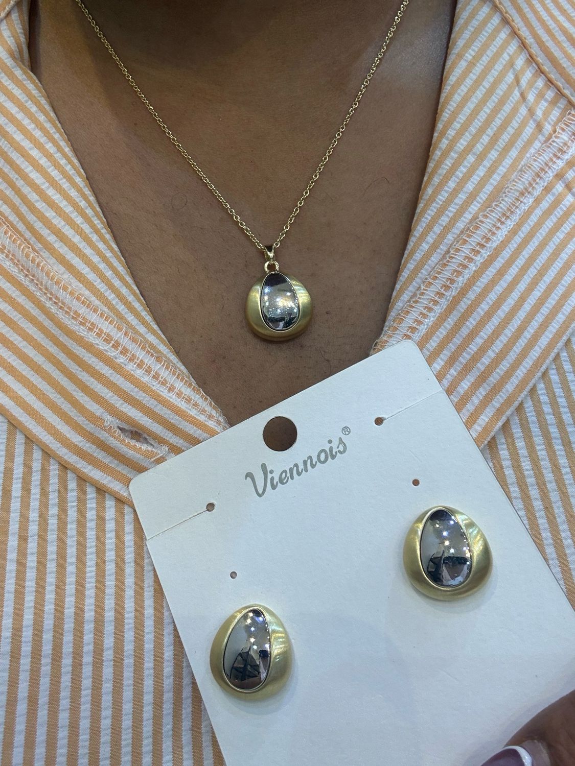 Nora Necklace
