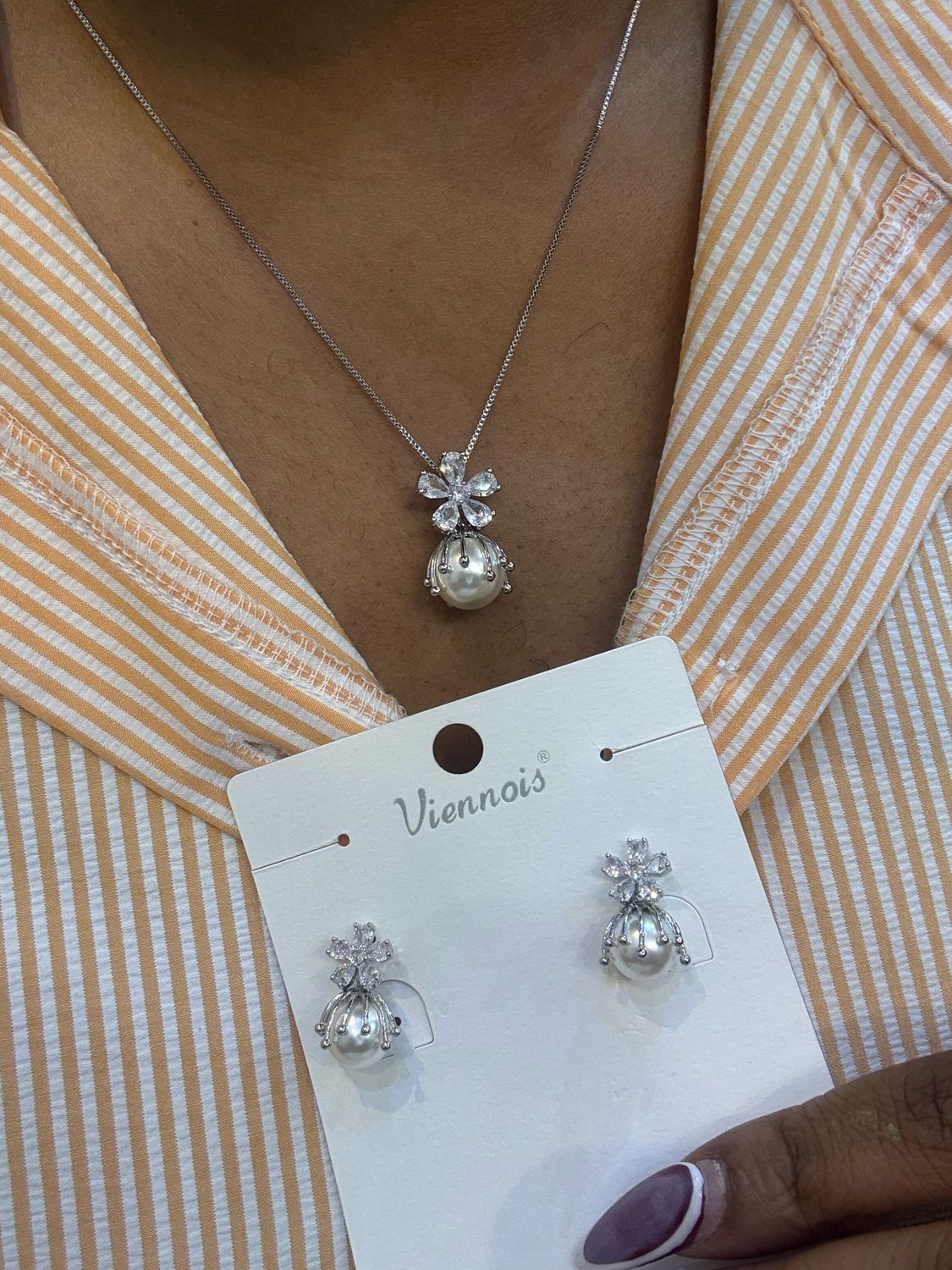 Nora Necklace