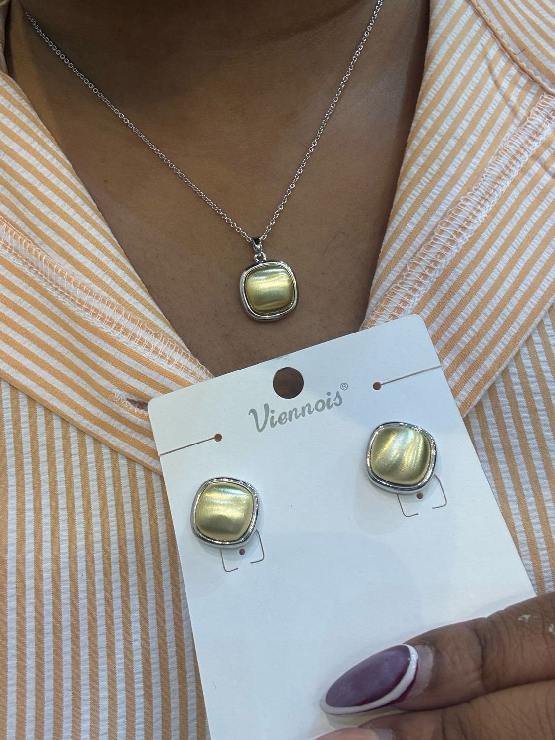 Nora Necklace