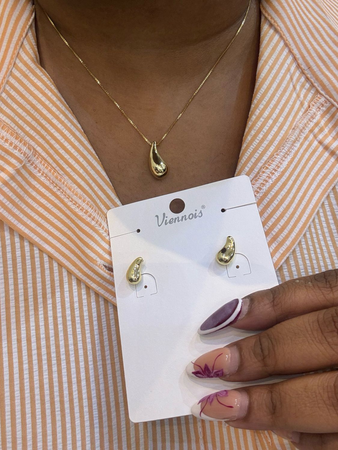 Nora Necklace