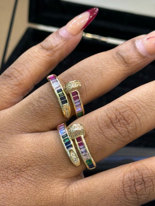 Lustre Ring