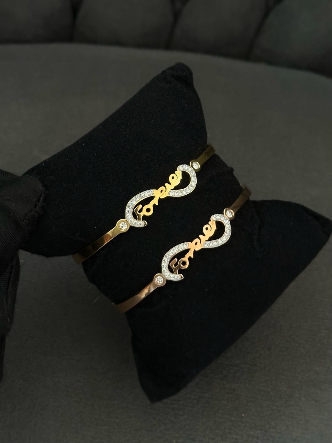 Eleen Bangle