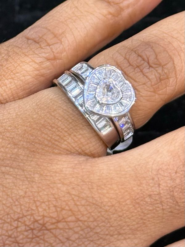 Lustre Ring Size 8