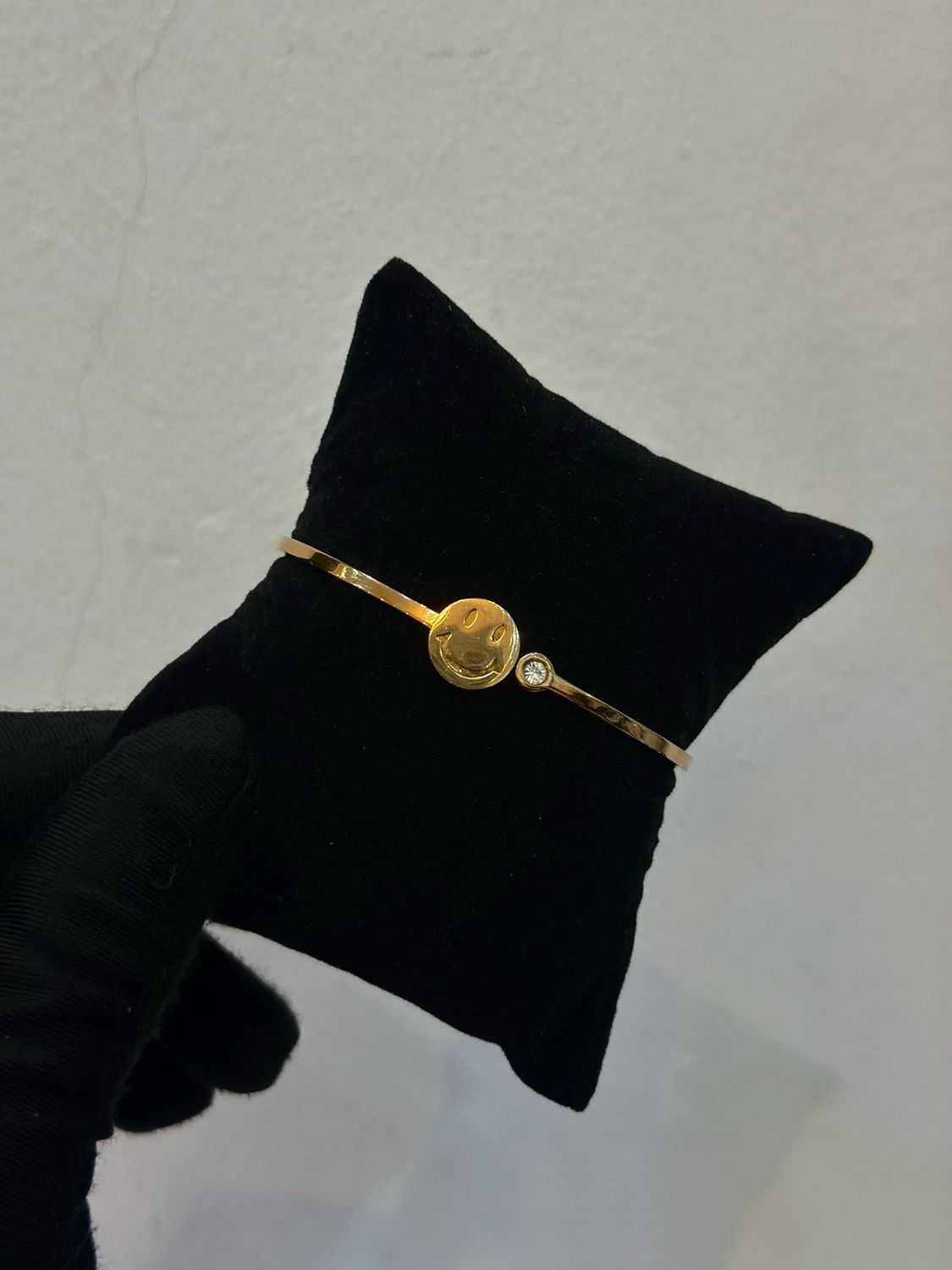 Eleen Bangle