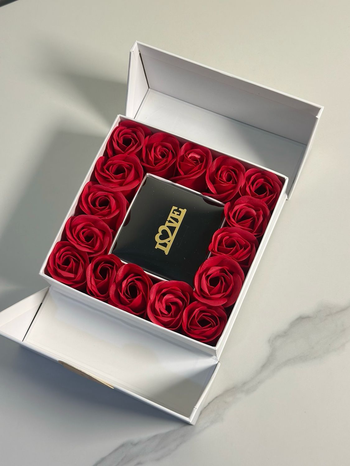 Open Heart Rose Box