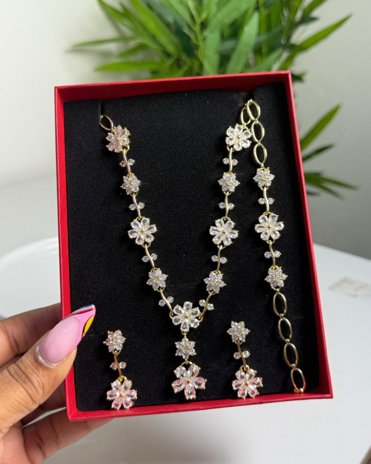 Daisy Necklace Set