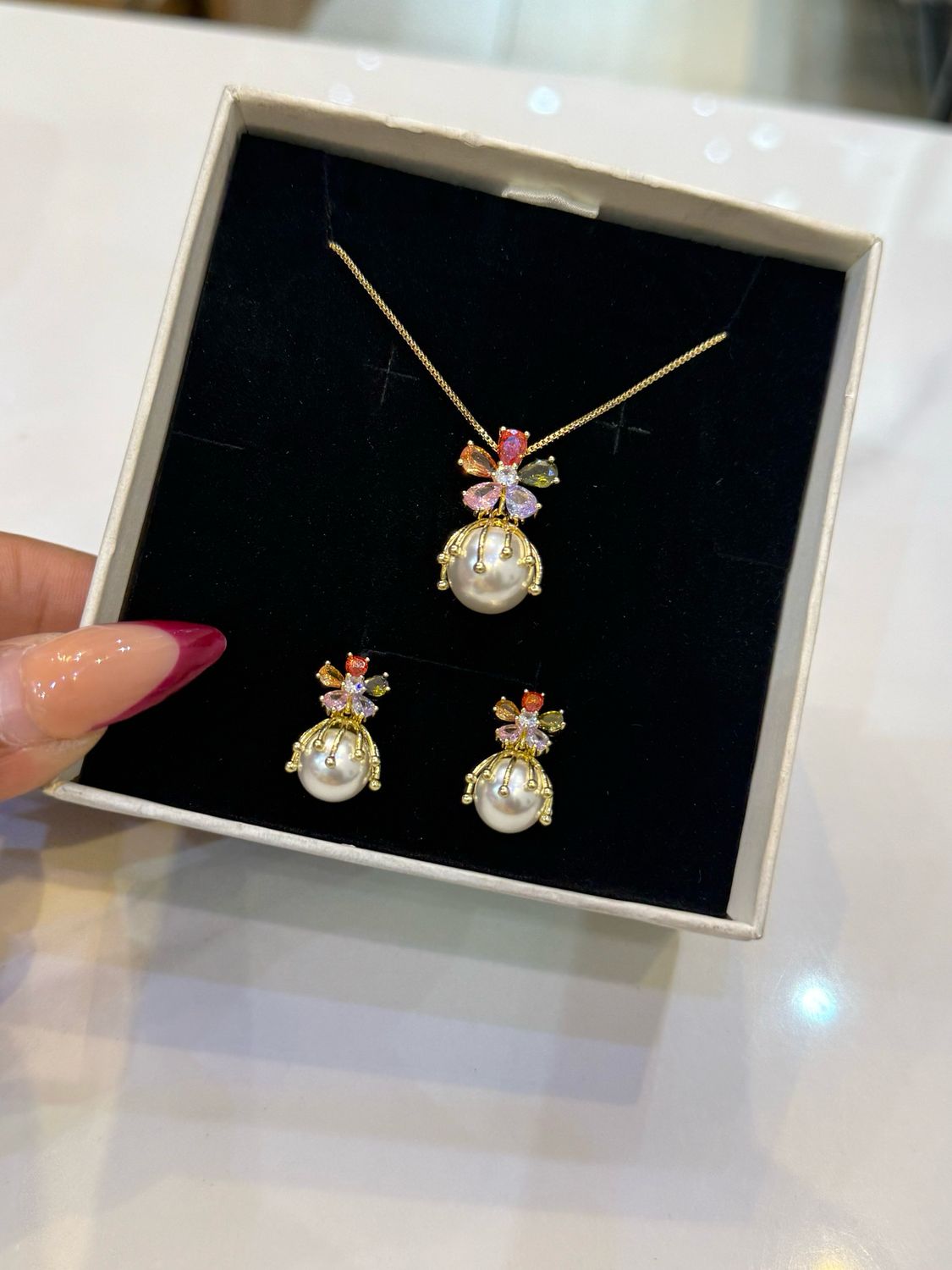 Nora Necklace