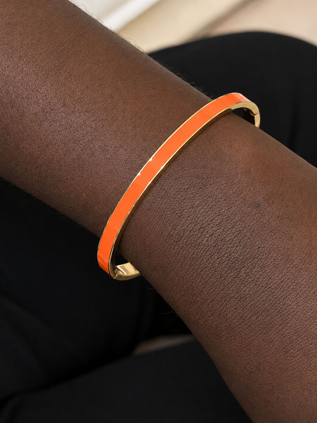Ella Bangle