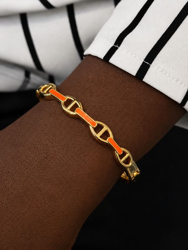 Ella Bangle