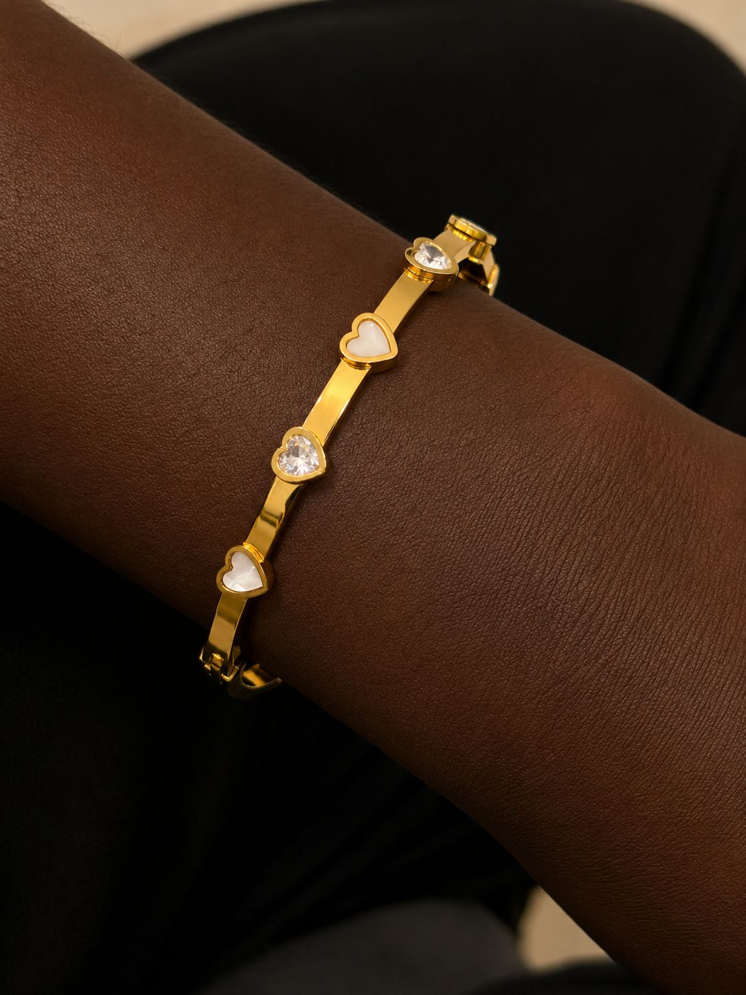 Ella Bangle