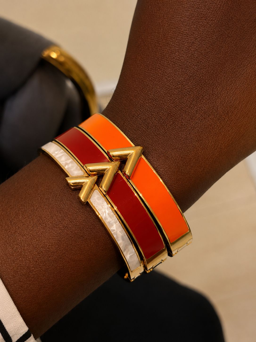Ella Bangle