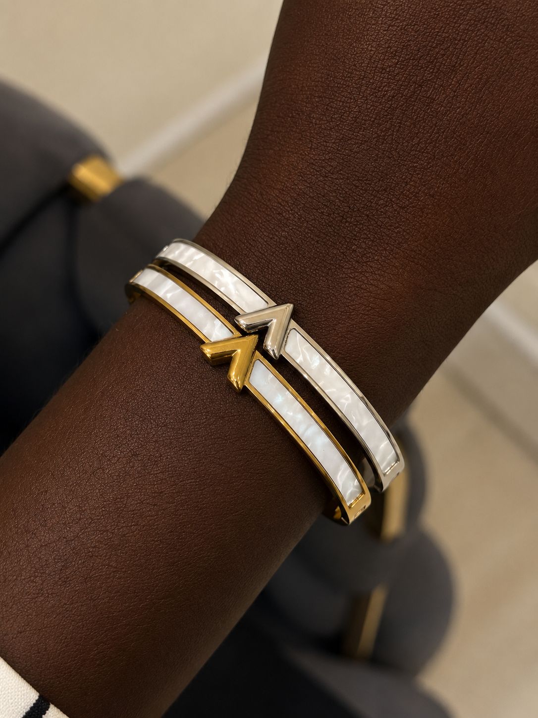 Ella Bangle