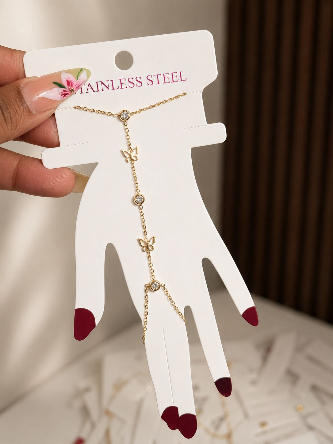 Hand chain