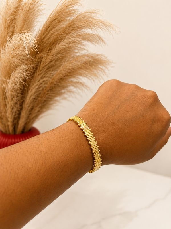 Ck Minimalist Bangle