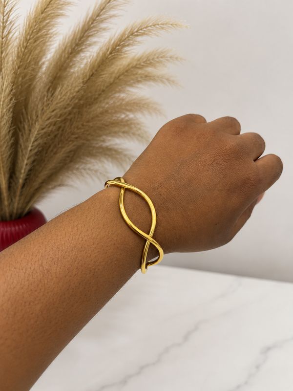Ck Minimalist Bangle