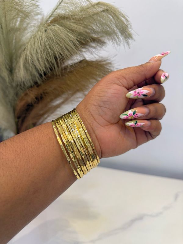 Ck Minimalist Bangle