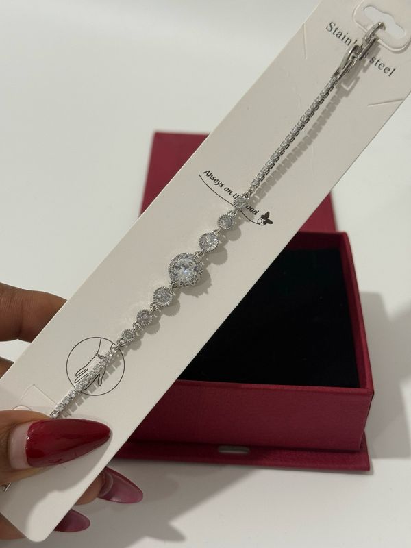 Lola Bracelet