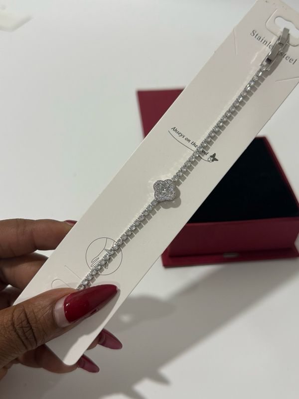 Lola Bracelet