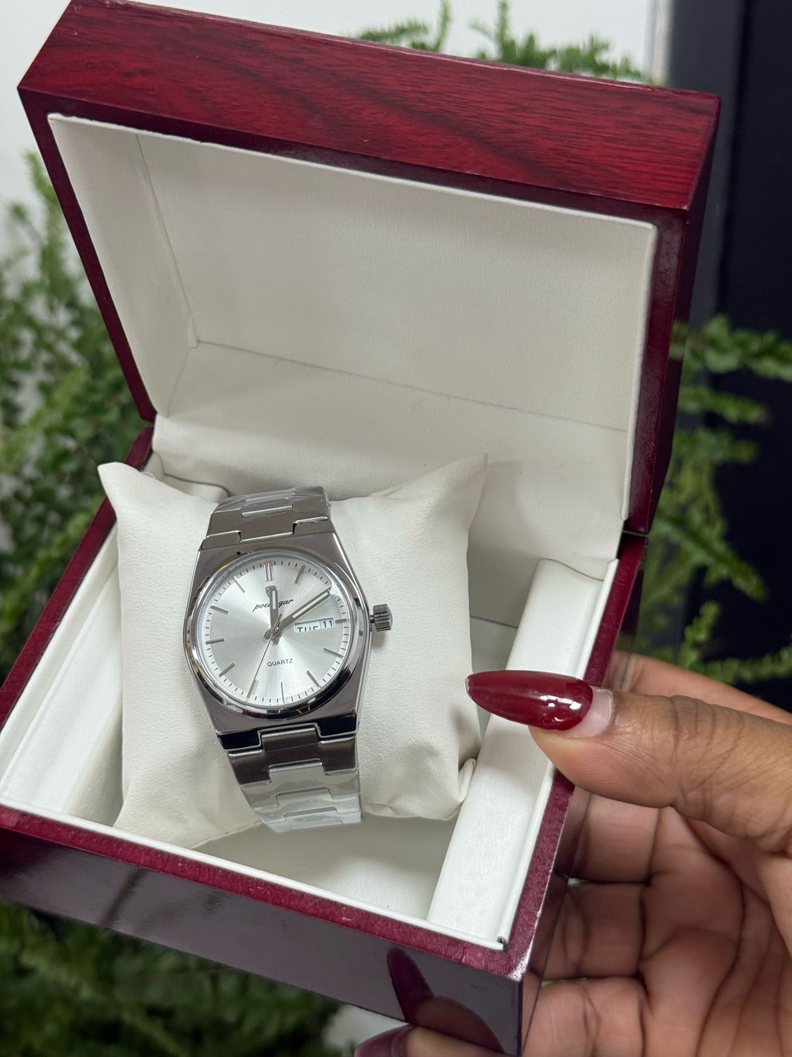 Poedagar ladies watch