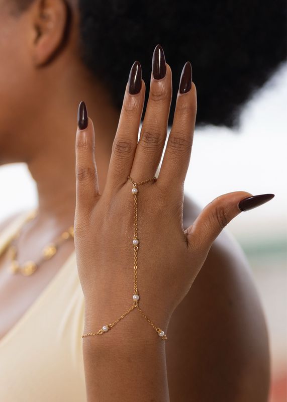 Archives Hand Chain