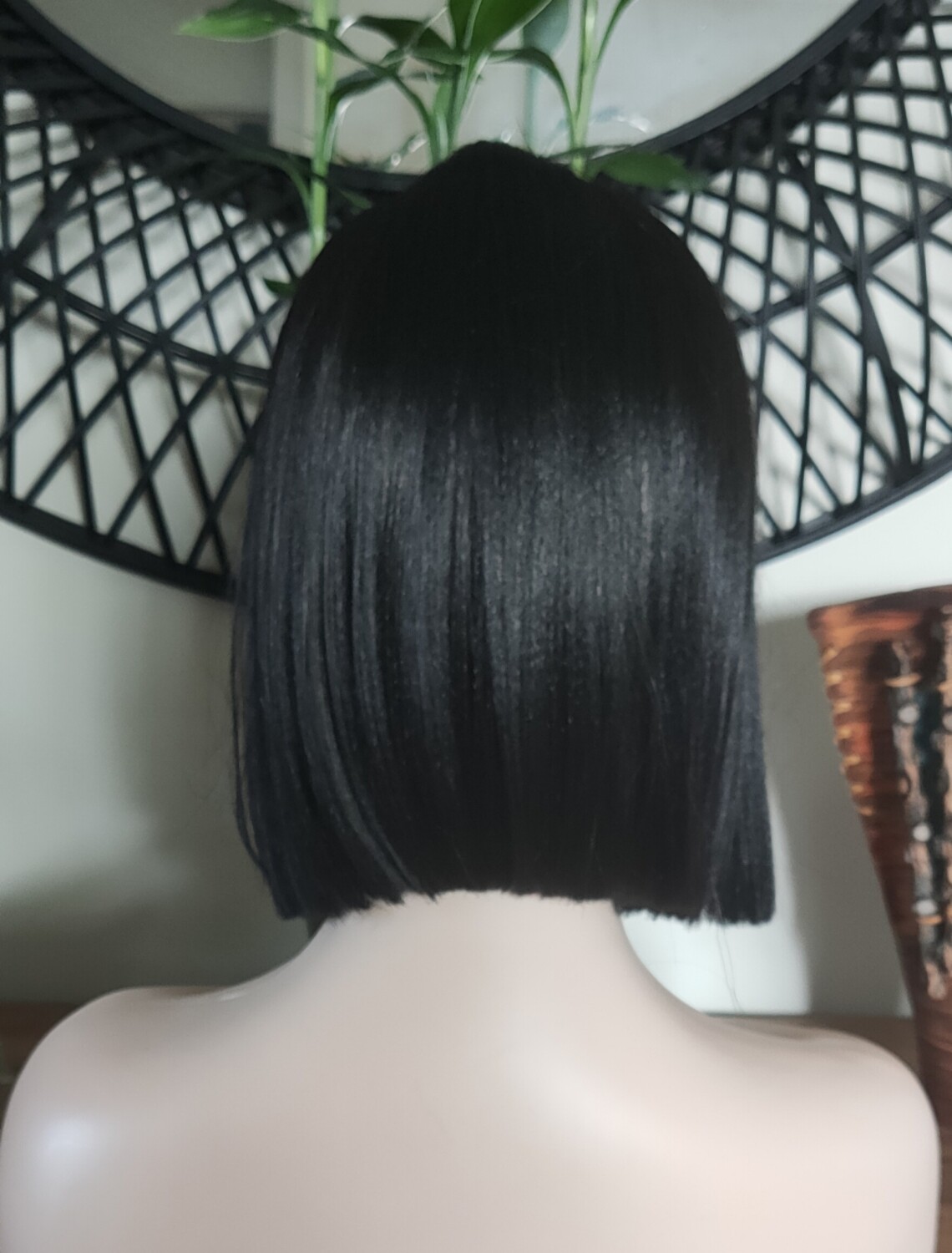 Julie Wigs | Blunt Bobs Centre Part Lace Front 