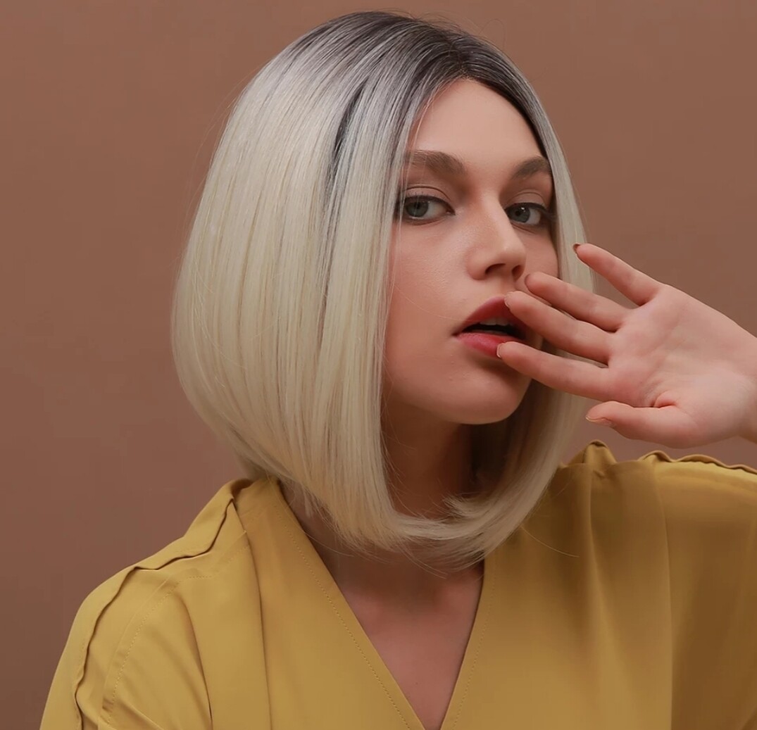 Fee Wig | Platinum Blonde Lace Front
