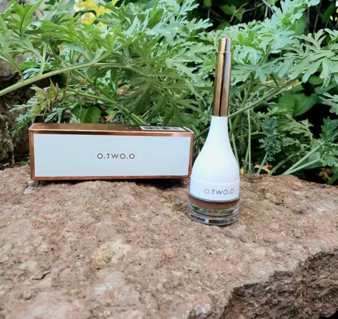 SCULPTED EYE BROW GEL