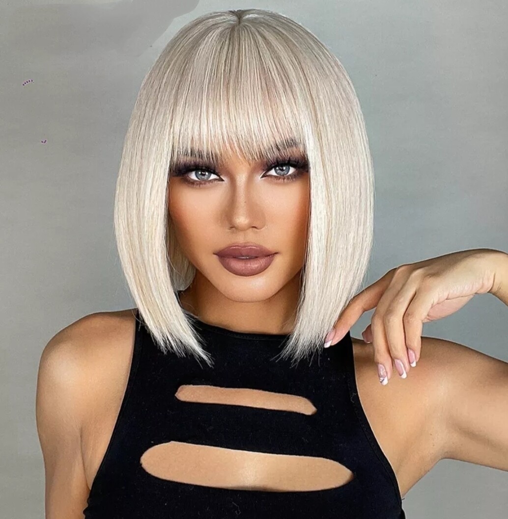 Farah Wig | Icy Blonde with Streaks