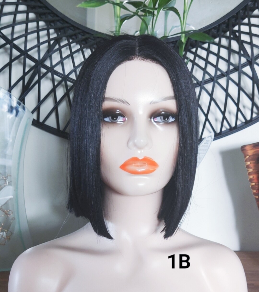 Julie Wigs | Blunt Bobs Centre Part Lace Front 