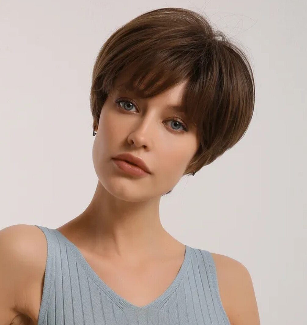 Viv Wig | Medium Brown