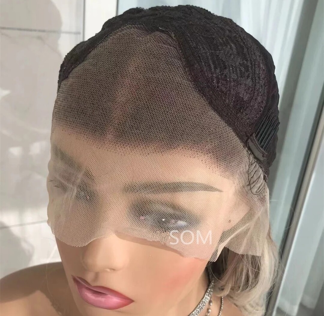 Elliana Wig | Blonde Foiled Free Part Lace Front