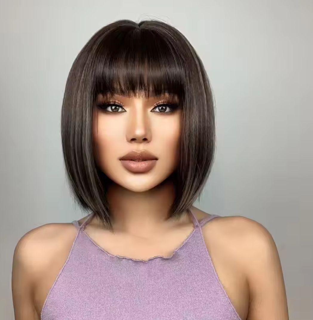 Suzy Wigs | Short Fringed Bobs