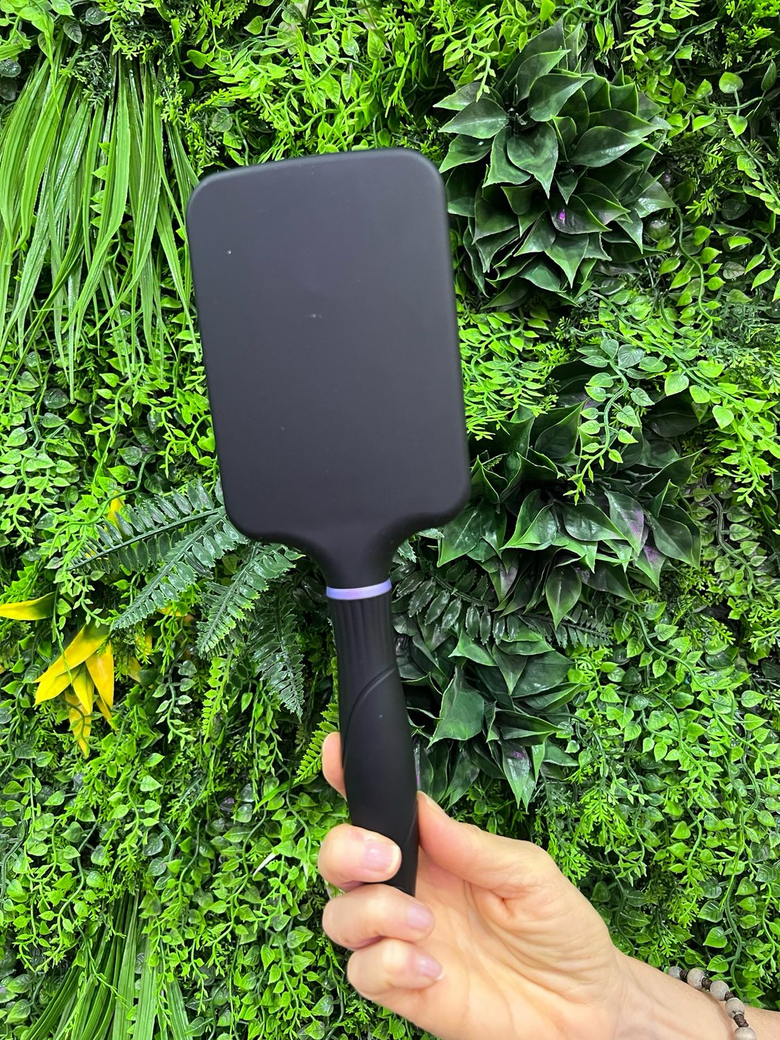 PADDLE BRUSH