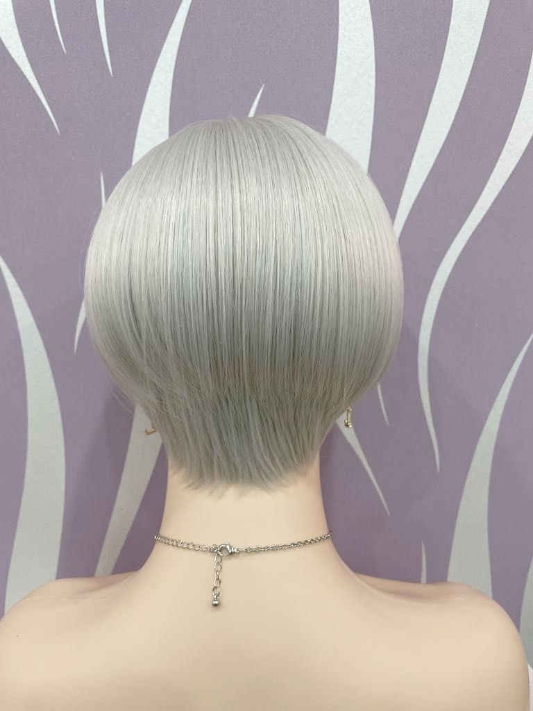Eve Wig | Silver Human Hair Blend