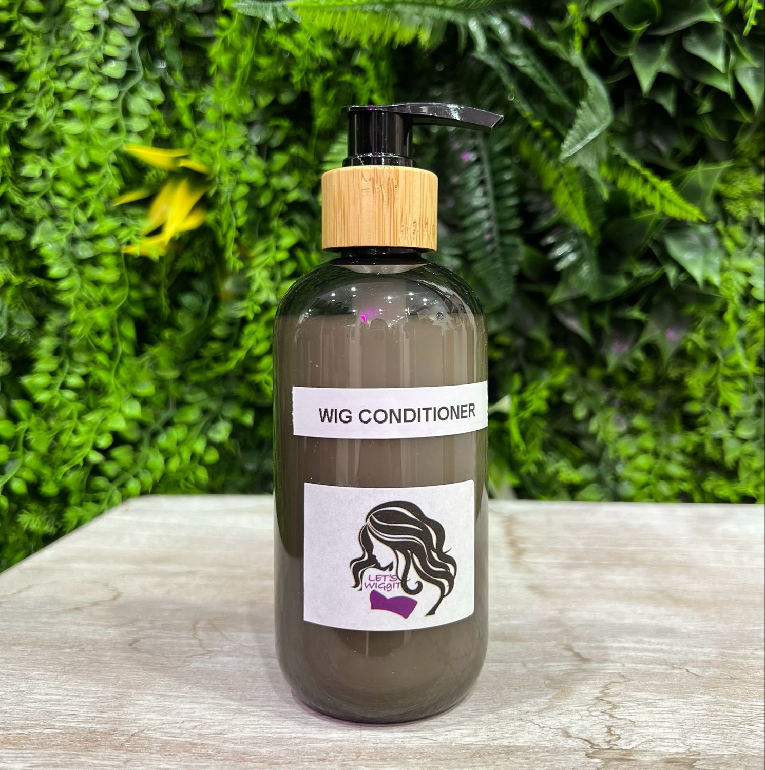 WIG CONDITIONER 250ML