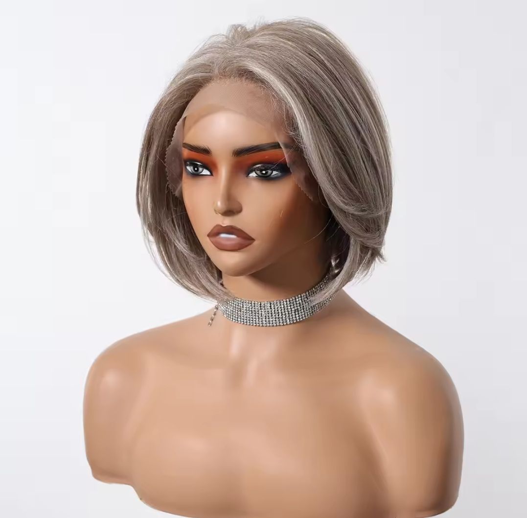 Jasmine Wig | Grey Blonde Hair Blend