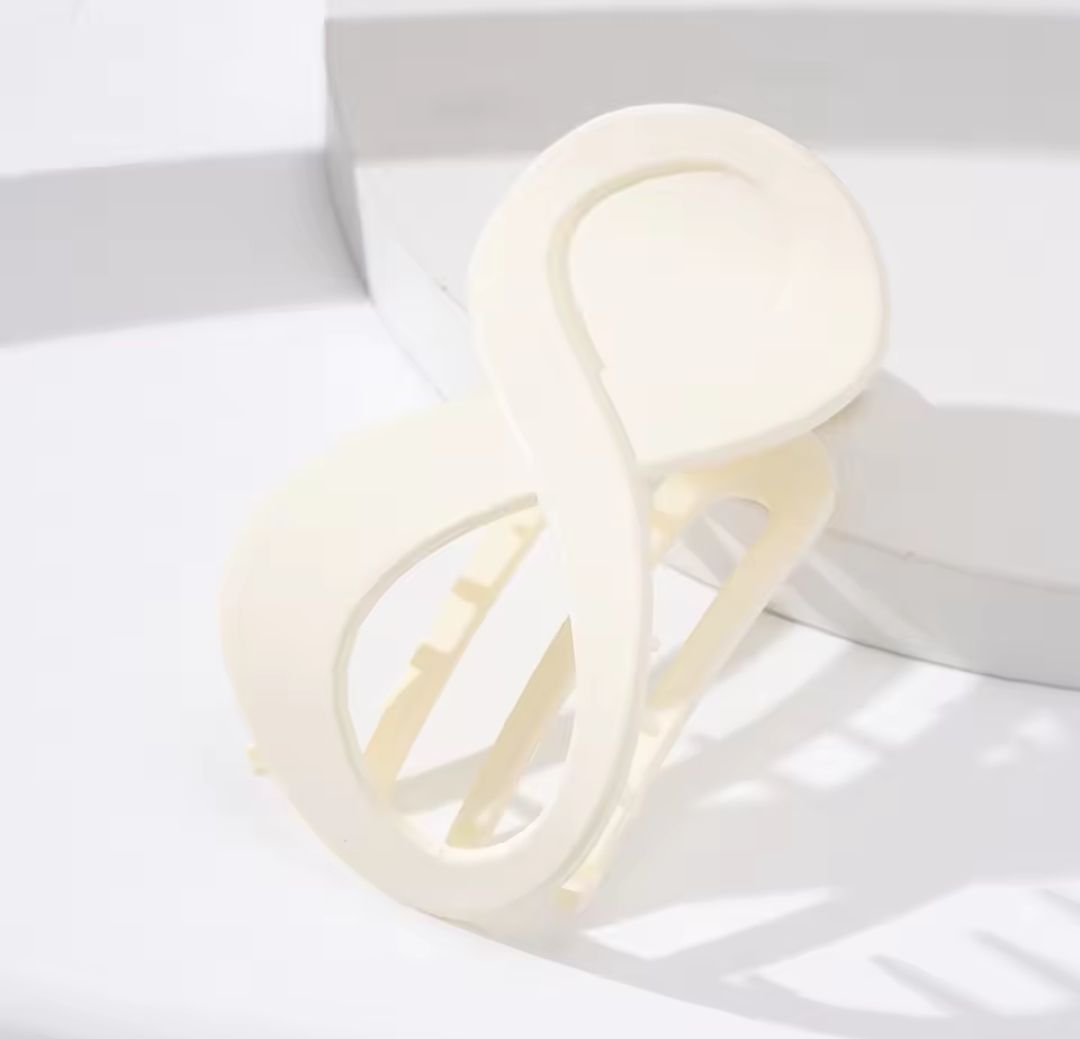 MEDIUM DUCKBILL HAIR CLIP