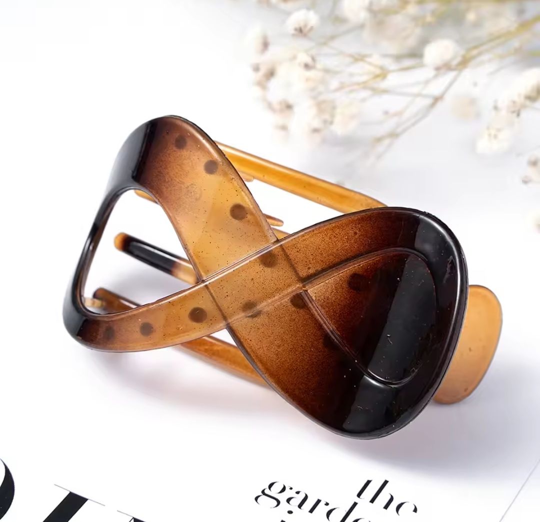 MEDIUM DUCKBILL HAIR CLIP