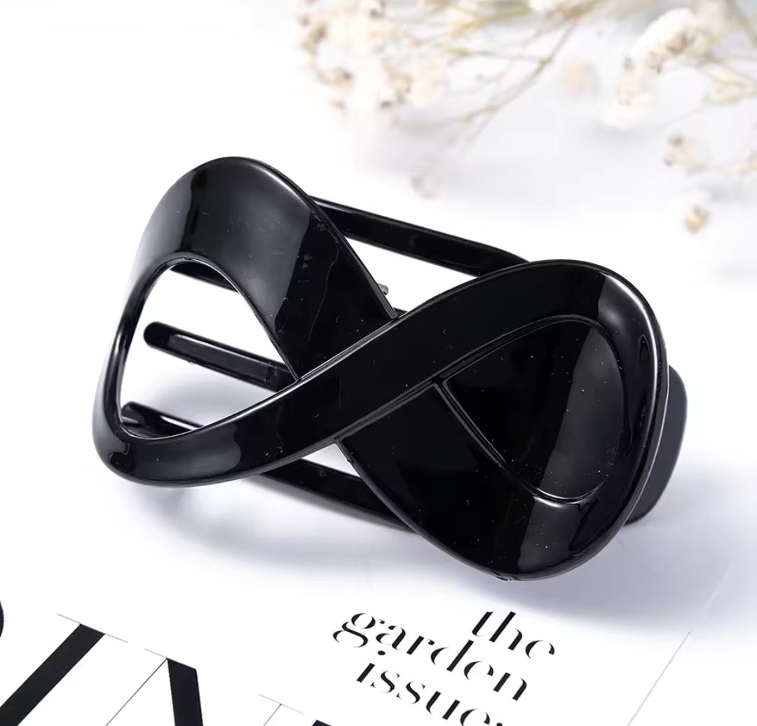 MEDIUM DUCKBILL HAIR CLIP