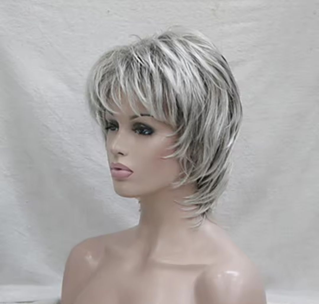 Jenni Wig | Grey with Highlights Human Hair Blend